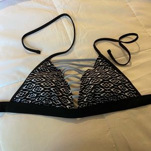 Ambrielle Bikini Top